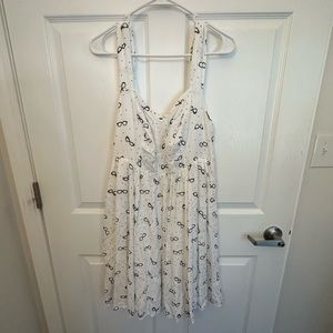 BUY 2 GET 1 FREE Glasses dress - Torrid white size 0 NWOT